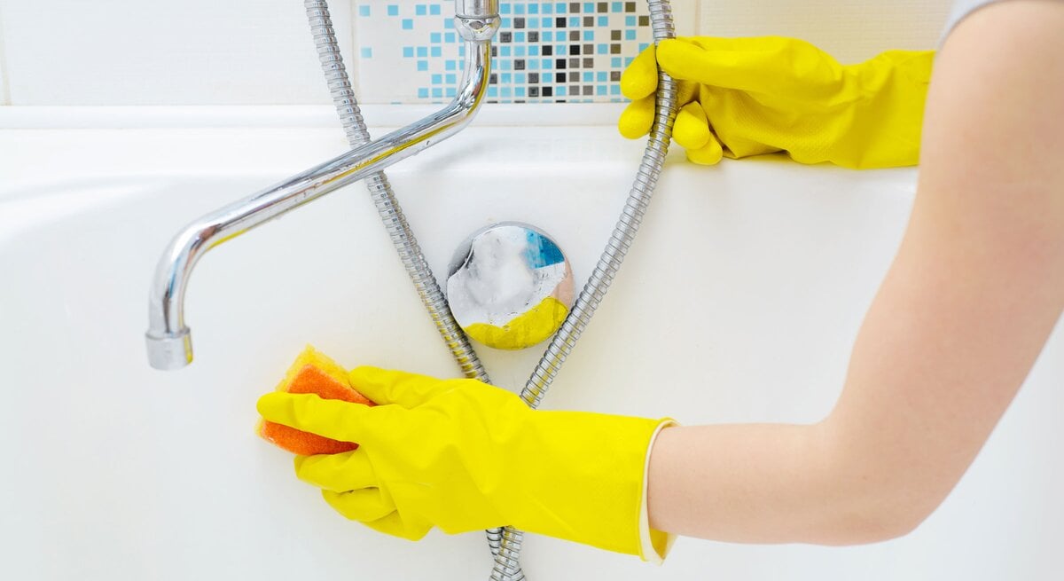 Badewanne-putzen