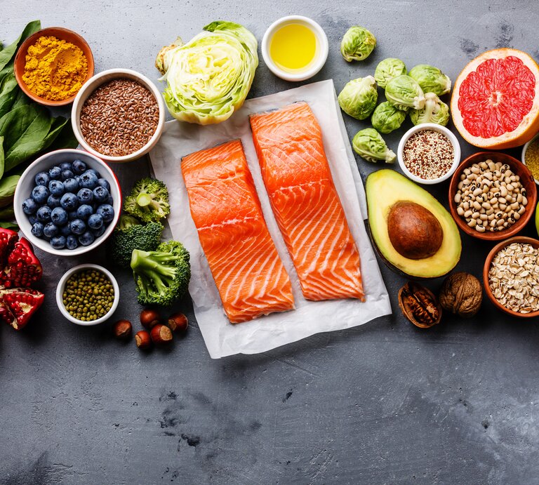 Cholesterinsenkende Lebensmittel | © iStock/Lisovskaya