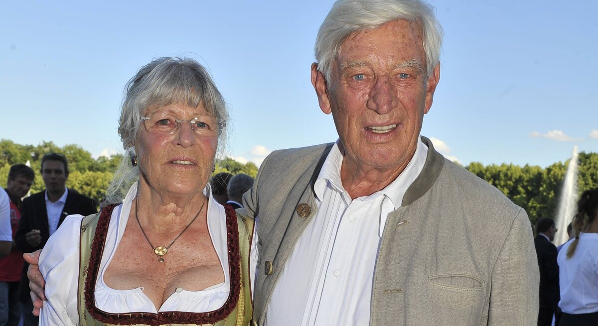 Karin Rauch mit ihrem Ehemann Siegfried Rauch, dem bekannten Schauspieler aus "Das Traumschiff" und "Der Bergdoktor".