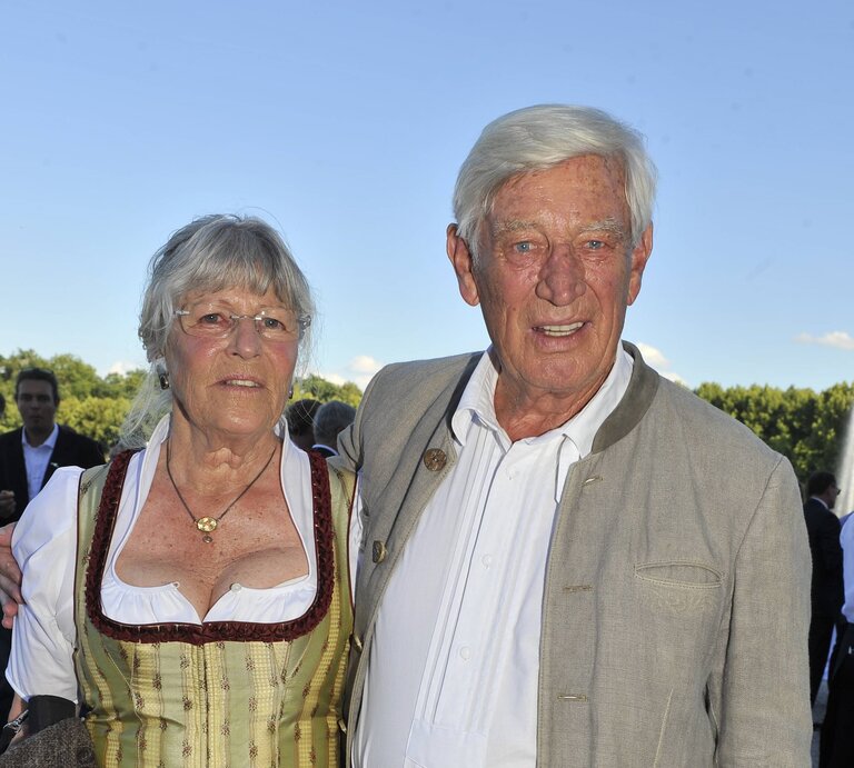 Karin Rauch mit ihrem Ehemann Siegfried Rauch, dem bekannten Schauspieler aus "Das Traumschiff" und "Der Bergdoktor". | © imago stock&people