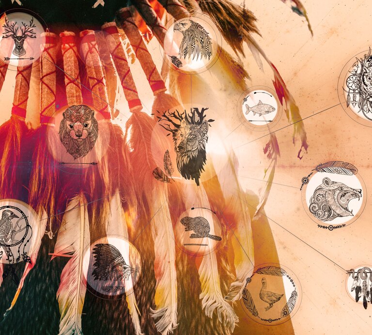 Collage mit den Symbolen des indianischen Horoskopes. | © iStock.com, Shutterstock [M]