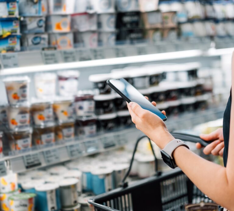 noname lebensmittel discounter, liste sparen, beim einkauf sparen | © Getty Images / D3sign