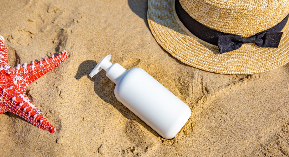 Gefährliche Beauty-Produkte vor dem Sonnenbad. 