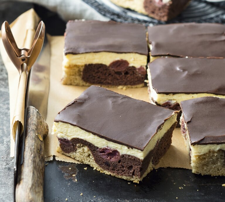 Low Carb Donauwelle, zuckerfrei | © StockFood / ZS Verlag / Speck, Sabrina