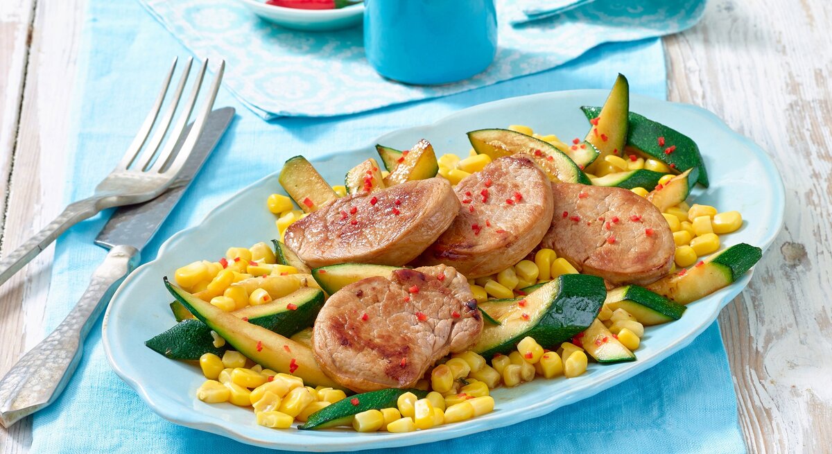Schweine-Steak mit Zucchini