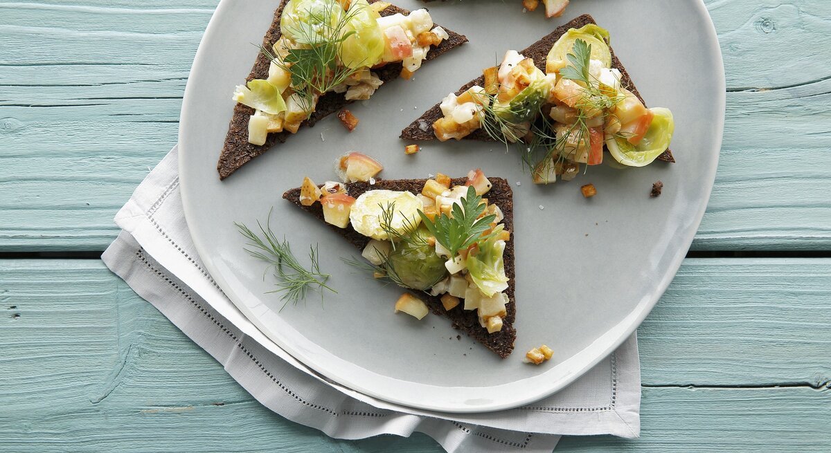 Fruchtige Tofu-Rosenkohl-Schnittchen