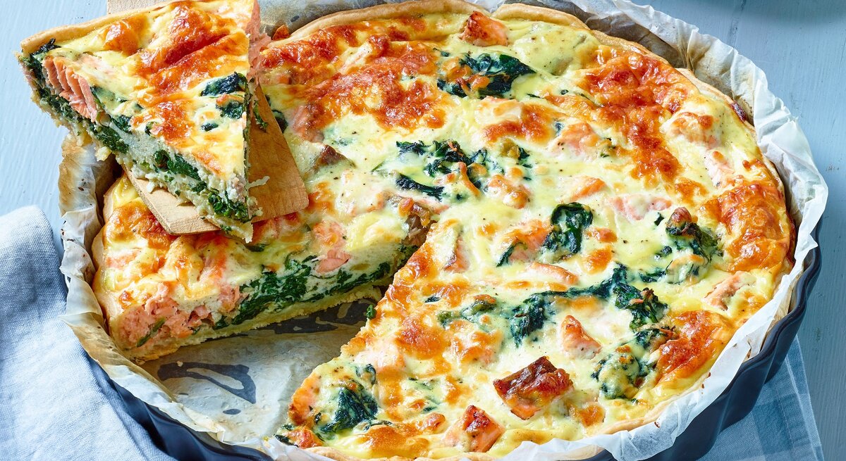 Schlank-Rezept zum Sammeln: eine köstliche Lachs-Spinat-Quiche.
