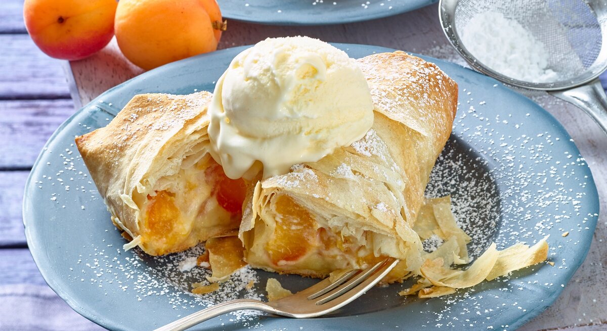 Mini-Aprikosenstrudel
