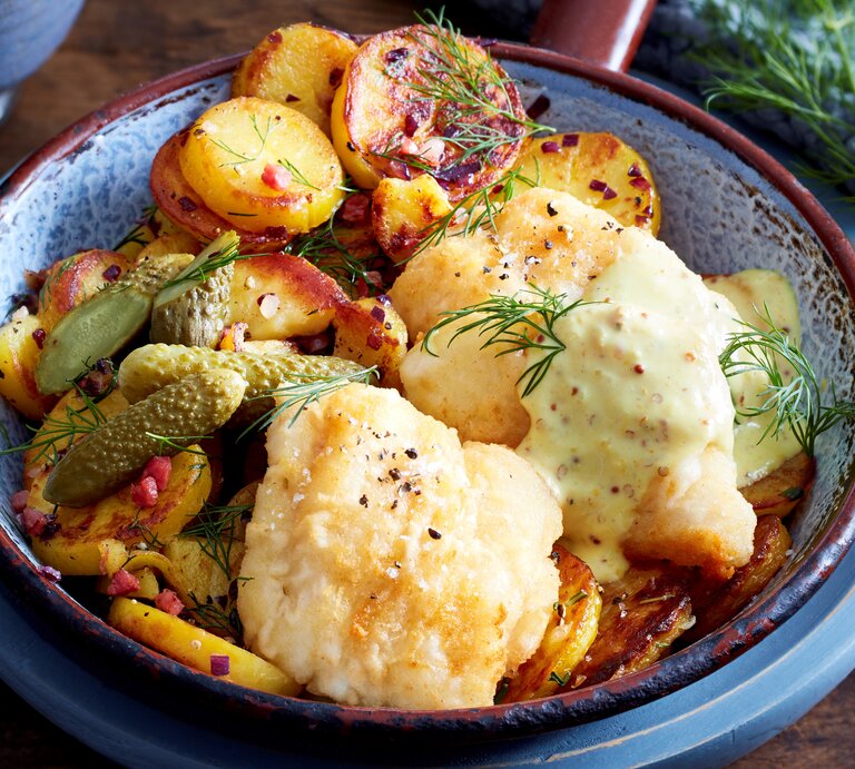 Hamburger Pannfisch mit Bratkartoffeln | © Eat Club/Isabell Triemer