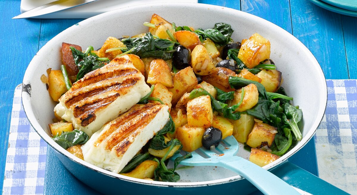 Kartoffel-Spinat-Pfanne mit Halloumi