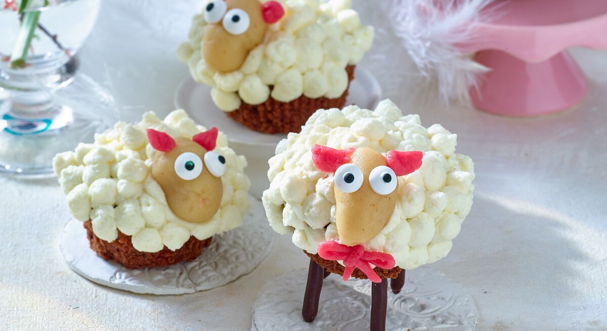 Muffins im Osterlämmchen-Look