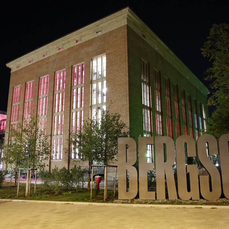 Aussenansicht des Bergson Kunstkraftwerkes in München.  | © Agency People Image für BCN