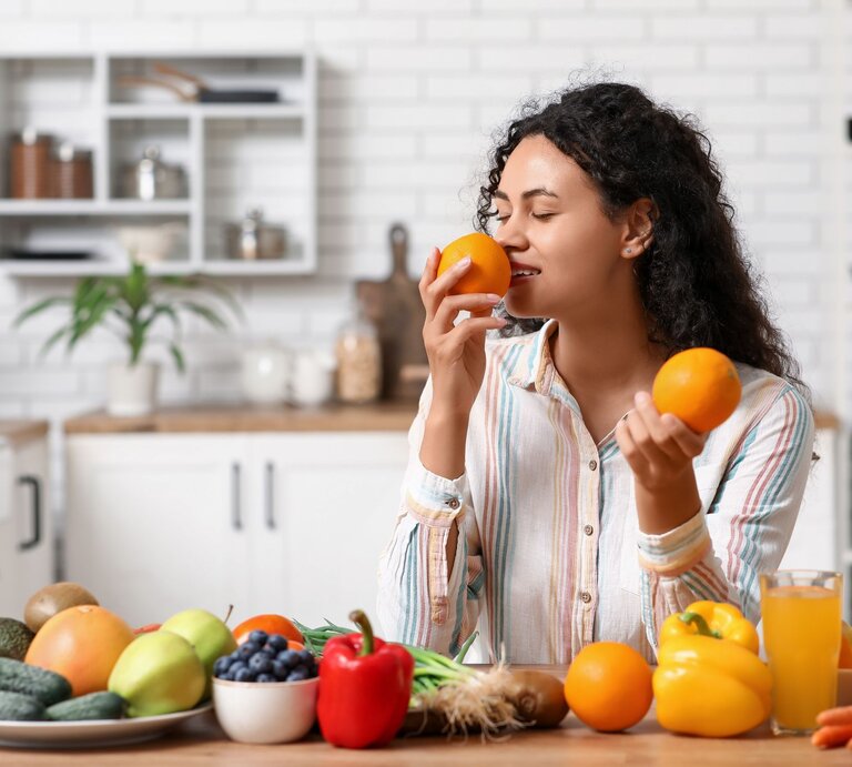 Bei Verdauungsproblemen kommt es auf die richtige Ernährung an. | © Shutterstock/Pixel-Shot