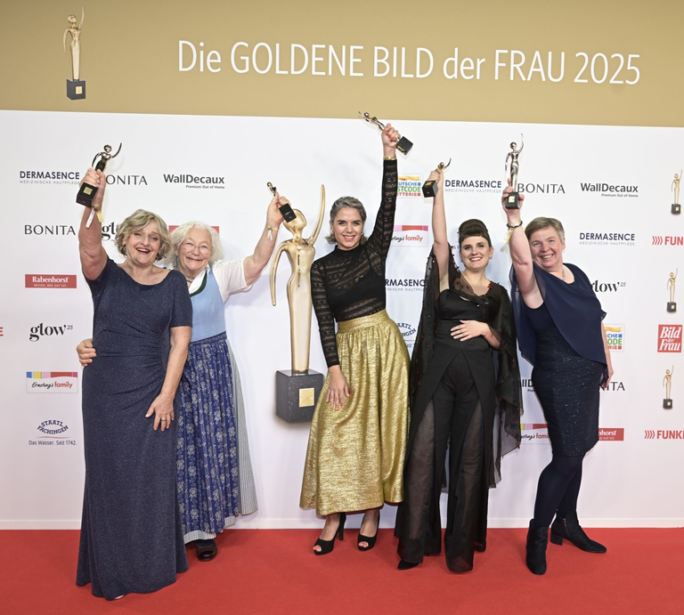 Preisträgerinnen der 18. GOLDENE BILD der FRAU-Gala | © BILD der FRAU / Henning Scheffen