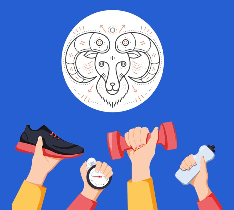 Vor einem blauen Hintergrund ist das Symbol des Sternzeichens Widder als stilisierte Illustration zu sehen. Darunter erheben drei Hände verschiedene Objekte: einen Laufschuh, eine Stoppuhr und eine Hantel sowie eine Wasserflasche, die alle auf körperliche Aktivität und Selbstfürsorge hindeuten. Das Bild symbolisiert Achtsamkeit, Bewegung und einen aktiven Lebensstil, speziell auf das Sternzeichen Widder bezogen. | © Getty Images [M]