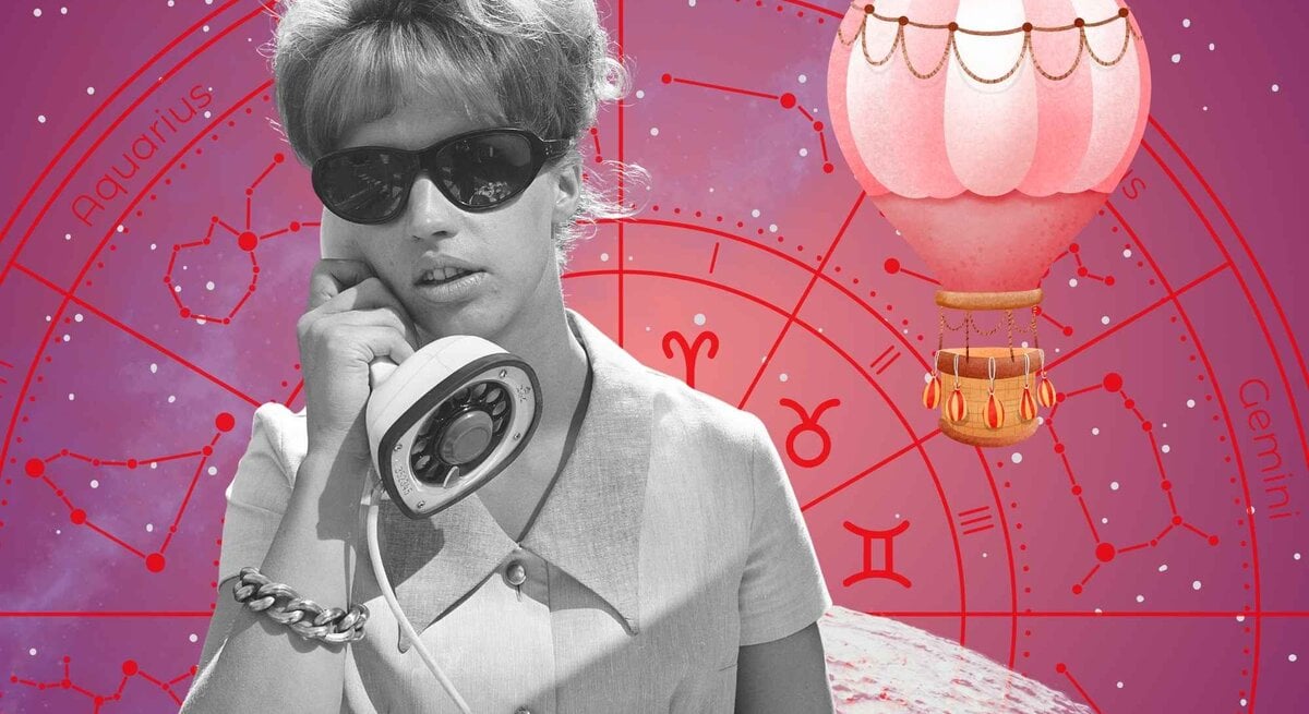 Retro-Frau mit Sonnenbrille und Telefonhörer im Schwarz-Weiß-Stil vor astrologischem Tierkreiszeichen-Hintergrund. Ein rosa Heißluftballon schwebt daneben, über einer kosmischen Mondlandschaft.