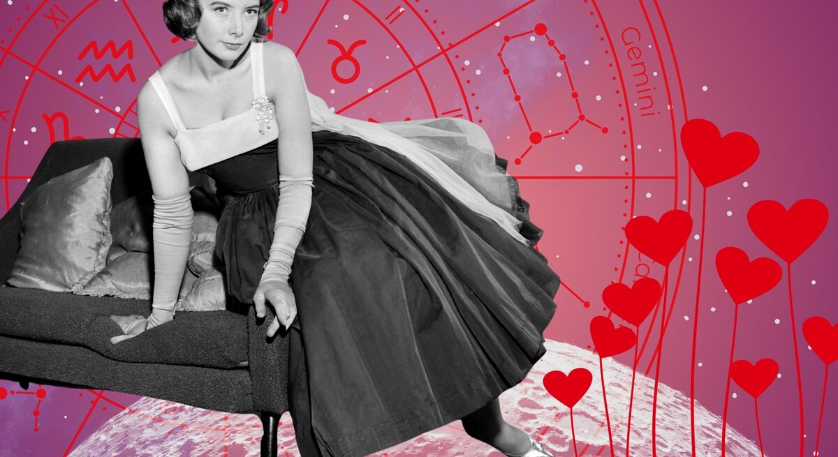 Vintage-Aufnahme einer elegant gekleideten Frau auf einem Sofa vor einem rosa-rot-violetten Horoskophintergrund mit Tierkreiszeichen und roten Herzblumen – ein visuelles Symbol für Romantik und Flirtlust unter astrologischem Einfluss.