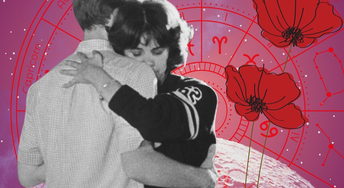Ein inniger Tanz zweier Personen in Schwarz-Weiß, darüber rote Mohnblumen vor einem astrologischen Hintergrund mit Sternzeichen auf rosa-lila Verlauf – visualisiert Romantik und zarte Verbindungen.