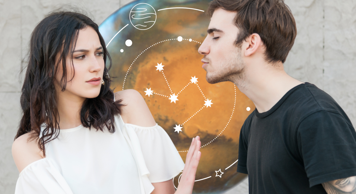 Mann versucht eine Frau zu küssen, doch sie weist ihn ab. Im Hintegrund sind astrologische Symbole.