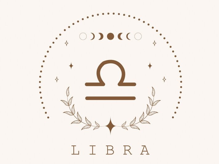 Zeichnung des astrologischen Symbols für das Sternzeichen Waage auf hellem Untergrund, umrahmt von Punkten und dem Mond in seinen verschiedenen Phasen. | © Adobe Stock/ KeronnArt