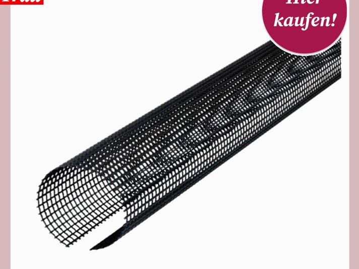 Schwarzes flexibles Kunststoffgitter mit rechteckigen Öffnungen, halbrund gebogen, vor weißem Hintergrund dargestellt. | © OBI