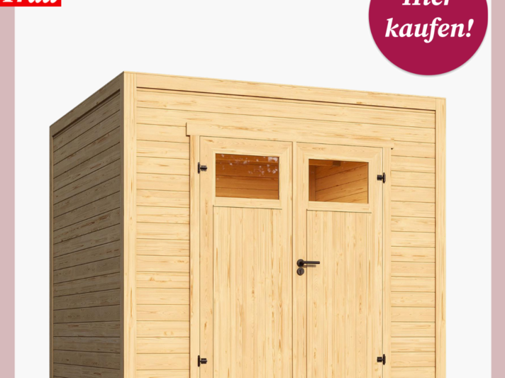 Modernes Gartenhaus von Tchibo aus hellem Holz mit Flachdach, Doppeltür und zwei kleinen Fenstern, ideal als Stauraum oder Werkstatt. | © Tchibo 