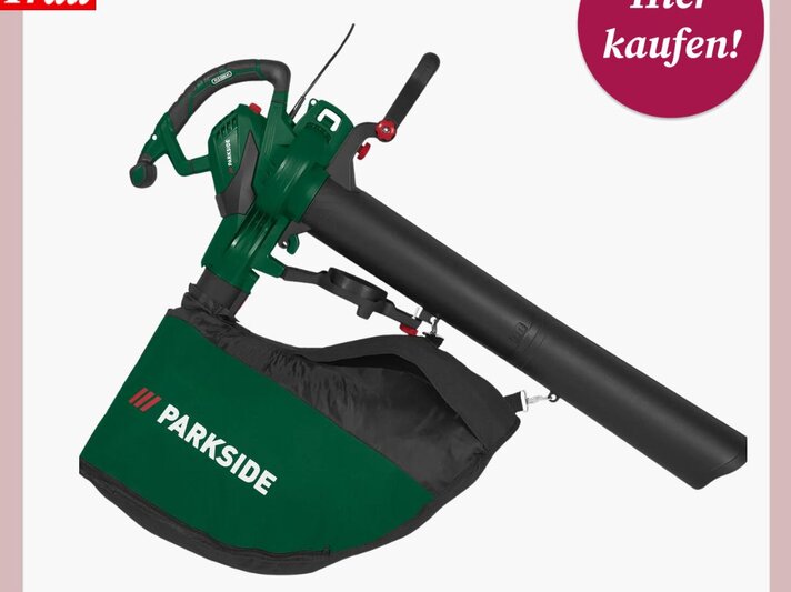 Grüner Laubsauger von Parkside mit großem Fangsack und langem schwarzen Blasrohr vor weißem Hintergrund. | © Lidl 