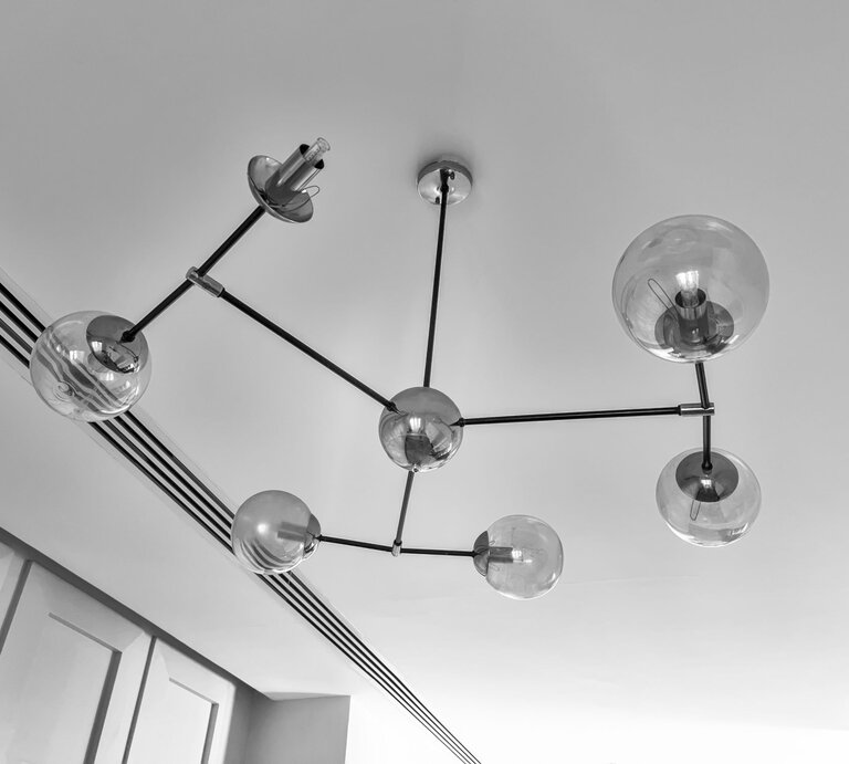Eine Deckenlampe. | © IMAGO / Panthermedia