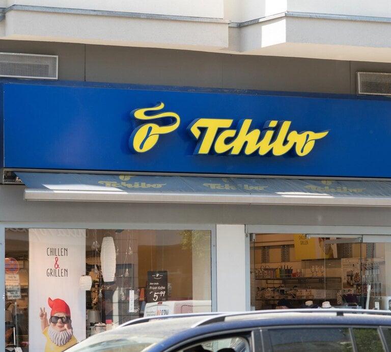 Tchibo Shop | © Getty Images/Canva