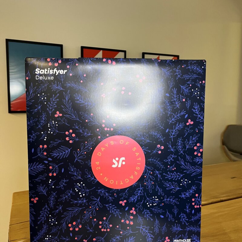 EIS.de Deluxe Adventskalender verpackt | © BILD der FRAU/ Kaja Wundersitz