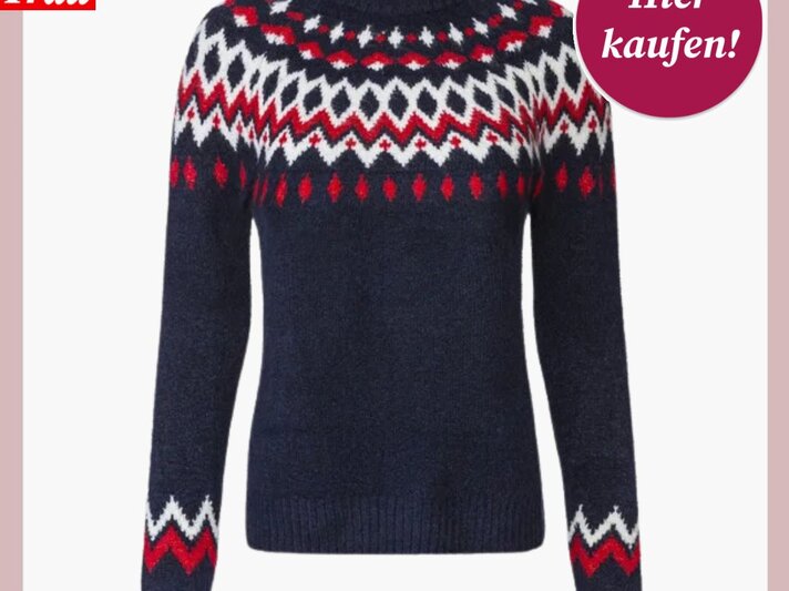 Dunkelblauer Strickpullover mit norwegischem Muster in Rot und Weiß, hochgeschlossen, vor weißem Hintergrund abgebildet. | © Lidl