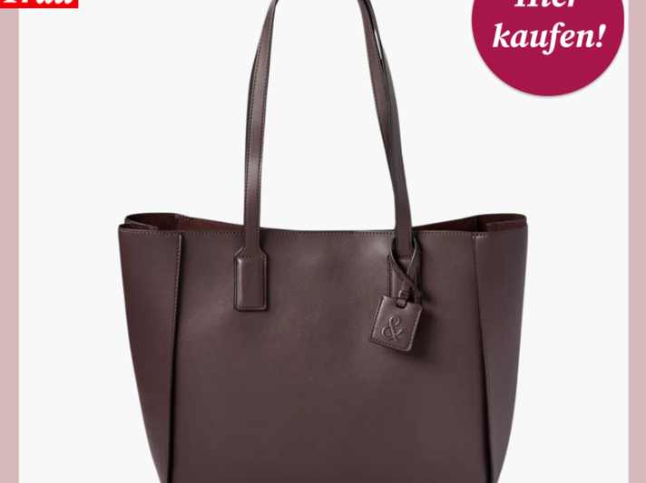 Werbebild von einer großen Tasche in Braun. Die Tasche ist im Trend und hat einen langen Schultergurt. | © C&A