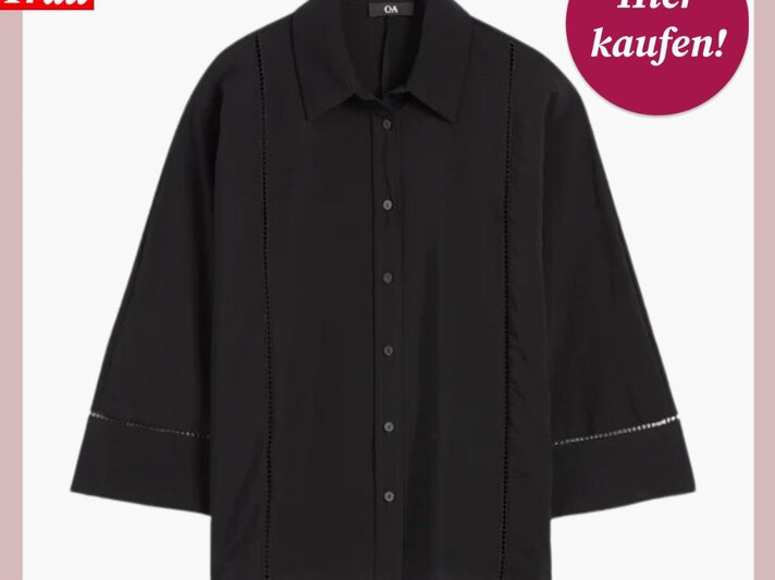 Klassische schwarze Damenbluse mit durchgehender Knopfleiste und breiten Ärmeln, daneben "Hier kaufen!"-Button. | © C&A