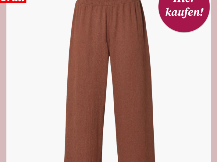 Werbebild von einer 3/4 Hose. Die Hose hat einen Gummibund und ist terrakottafarben. | © Lidl