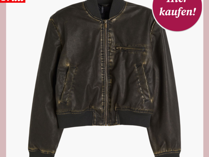 Werbebild von einer kurzen Pilotenjacke. Die Jacke hat einen Used-Look. | © H&M