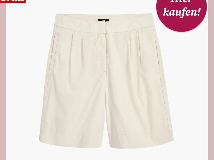 Knielange, beige Shorts mit geradem Schnitt und schlichten Seitentaschen, vor weißem Hintergrund. | © C&A