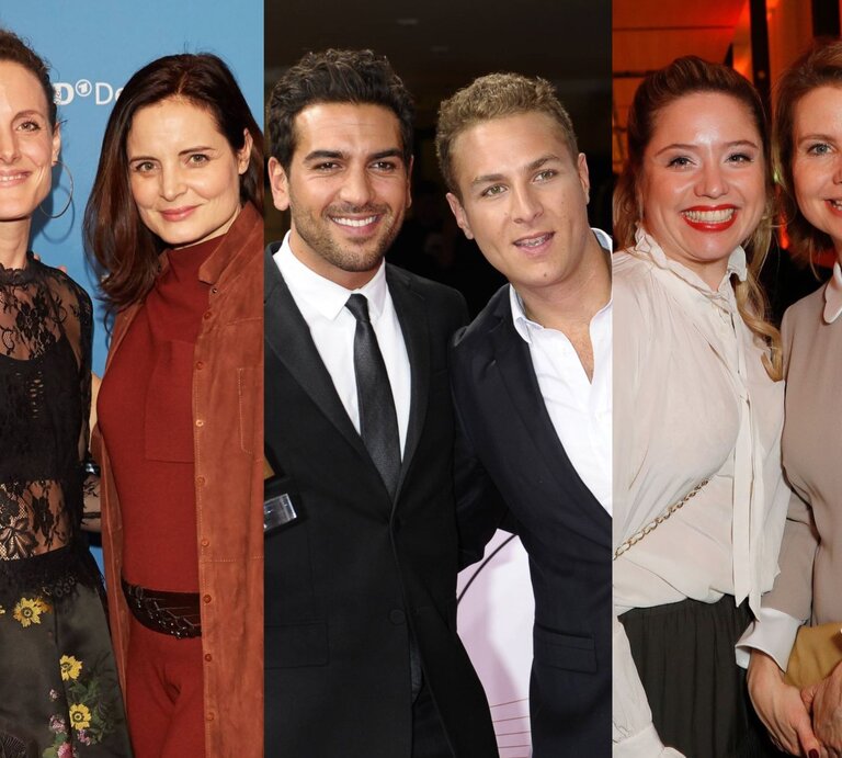 Collage von acht Personen bei verschiedenen Veranstaltungen, alle lächelnd, in stilvoller Abendmode vor blauen und roten Hintergründen. | © IMAGO / eventfoto54, IMAGO / Spöttel Picture, Andreas Rentz/Getty Images (M)