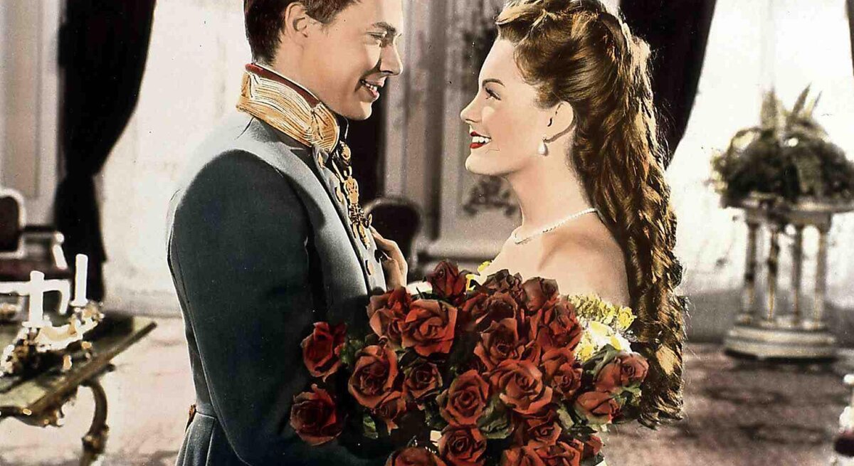 Kaiser Franz (Karlheinz Böhm), Sissi (Romy Schneider)