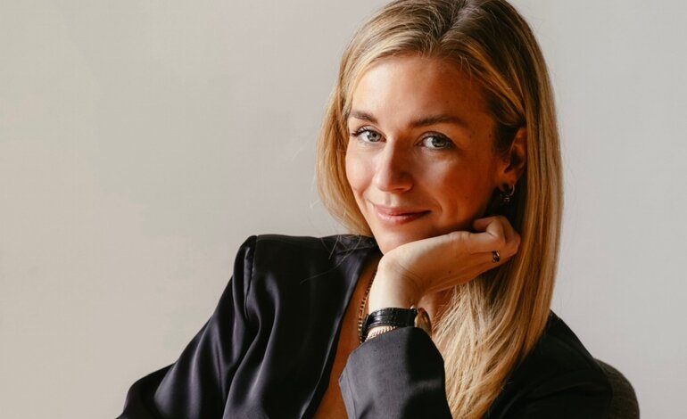 Portrait von Lara Sophie Bothur  | © Julia Tiemann